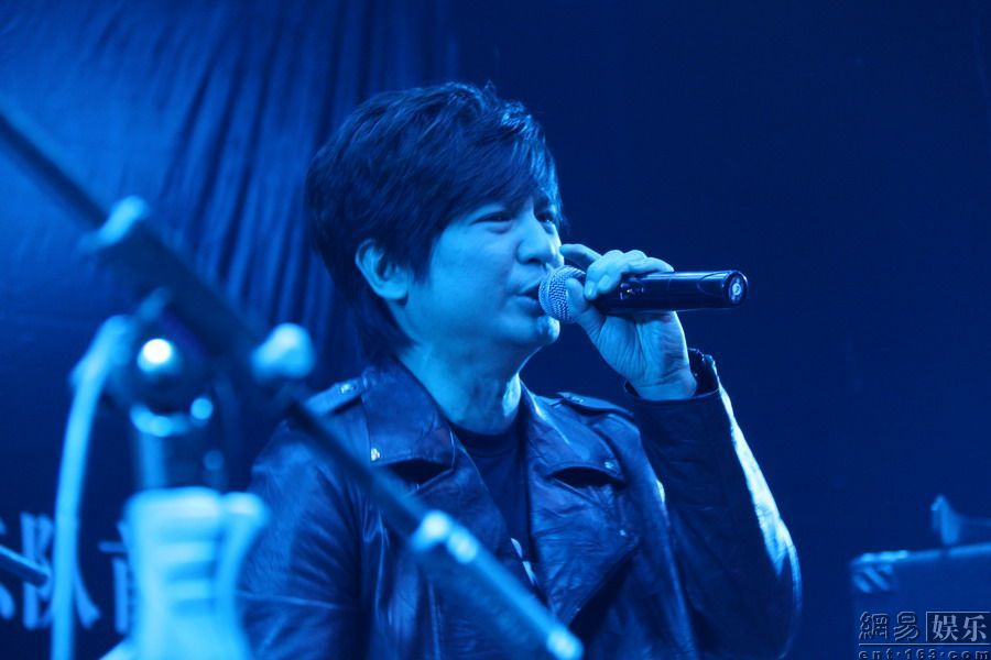 付笛声父亲乐队曲谱_付笛声任静(2)