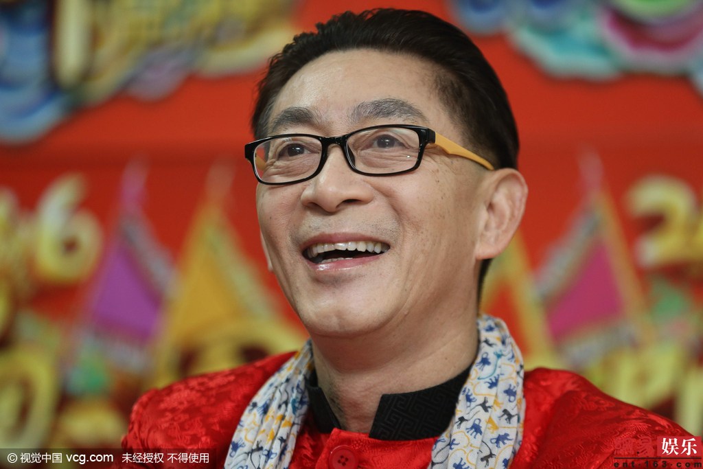 猴哥六小龄童郑州耍猴棒-高清图片-西部网