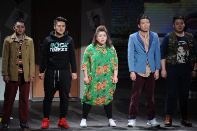 辽视春晚柳岩演小品变