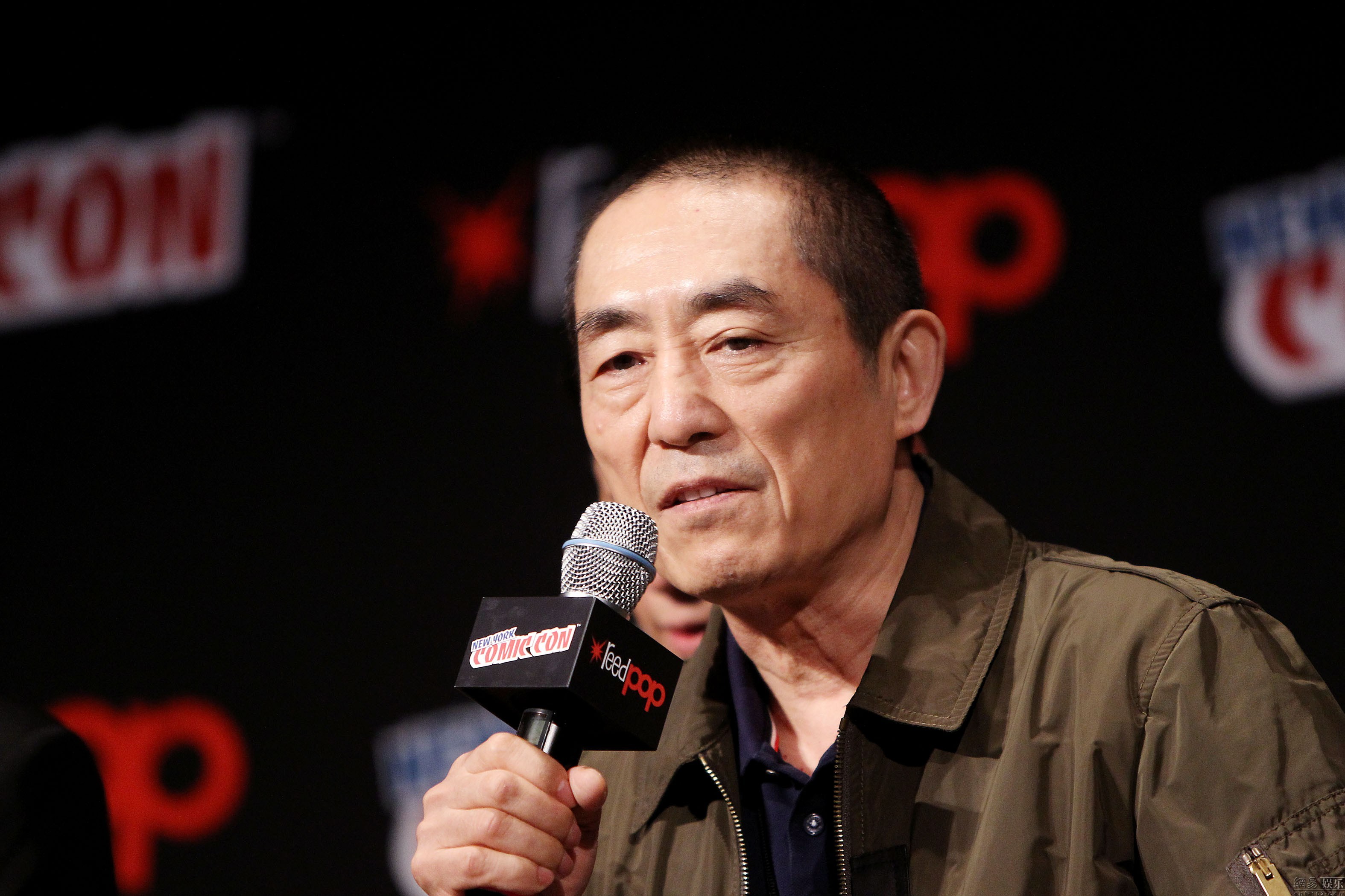 张艺谋携景甜亮相纽约谈电影长城盛赞王俊凯