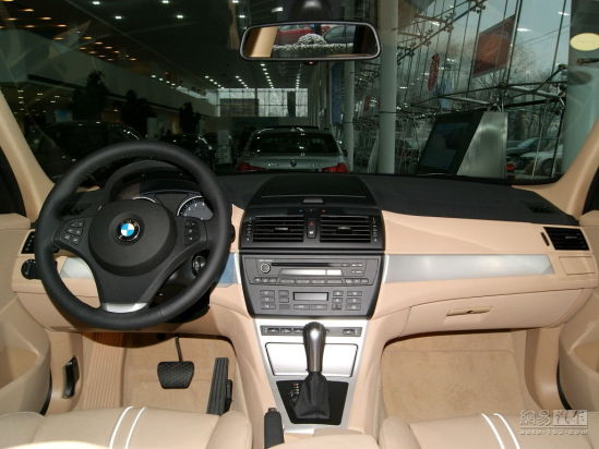 ����X3