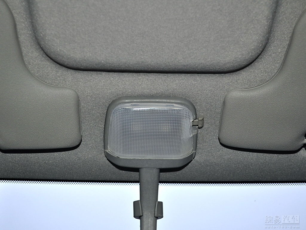夏利N5 1.0MT标准型 国Ⅳ 音响主机及空调控制高清图片