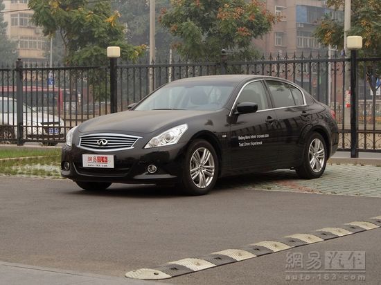 英菲尼迪G 2010款 G25 豪华运动版 Sedan