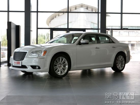 300C(进口) 2012款 3.6AT豪华版