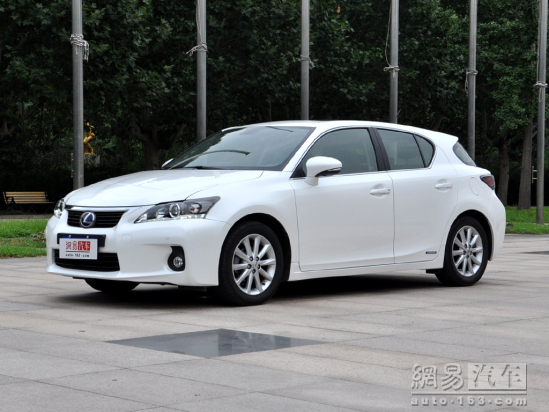 雷克萨斯CT 2011款 200h AT豪华版