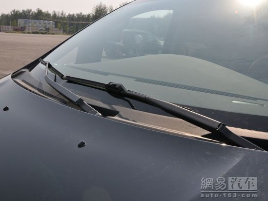 ���M5