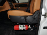����Ӣ��TX4 ��ʻλ���ε��ھֲ�