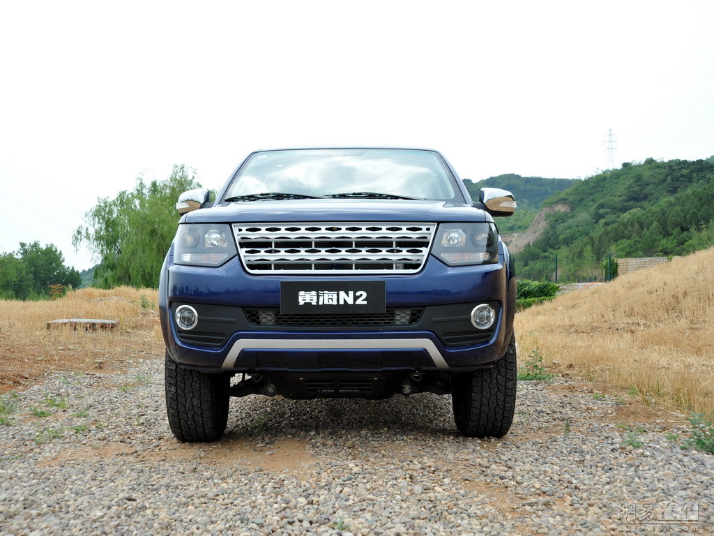 2015款黄海N2 柴油2.8T MT四驱至尊版实拍图