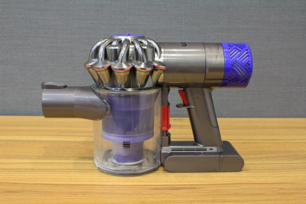 DYSON V6 FLUFFY