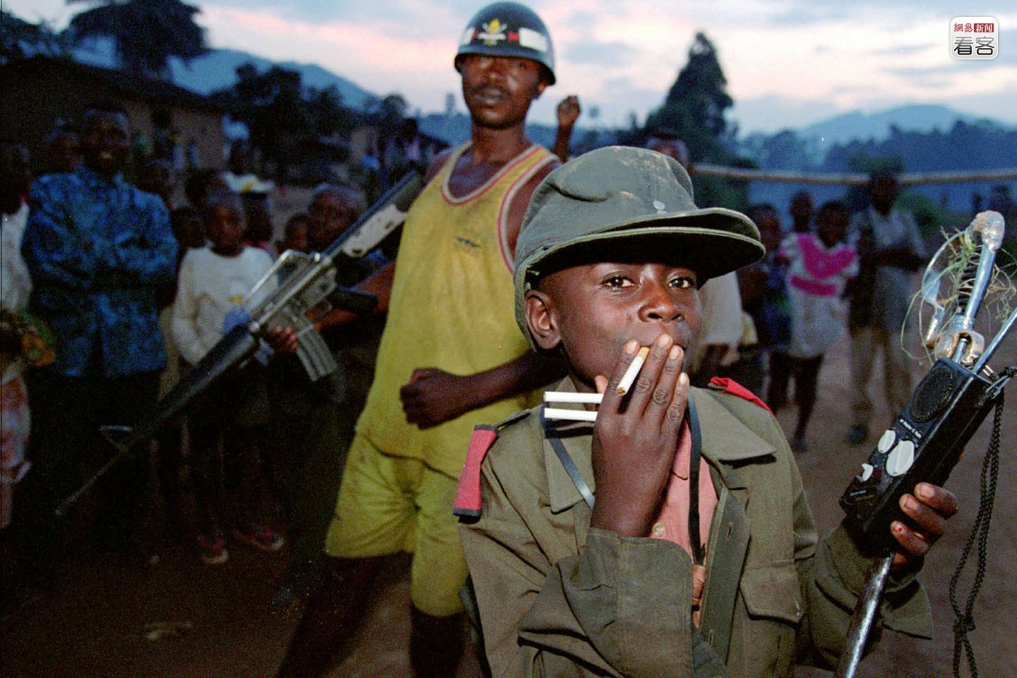 除了利比里亚,刚果内战也是童兵的重灾区.