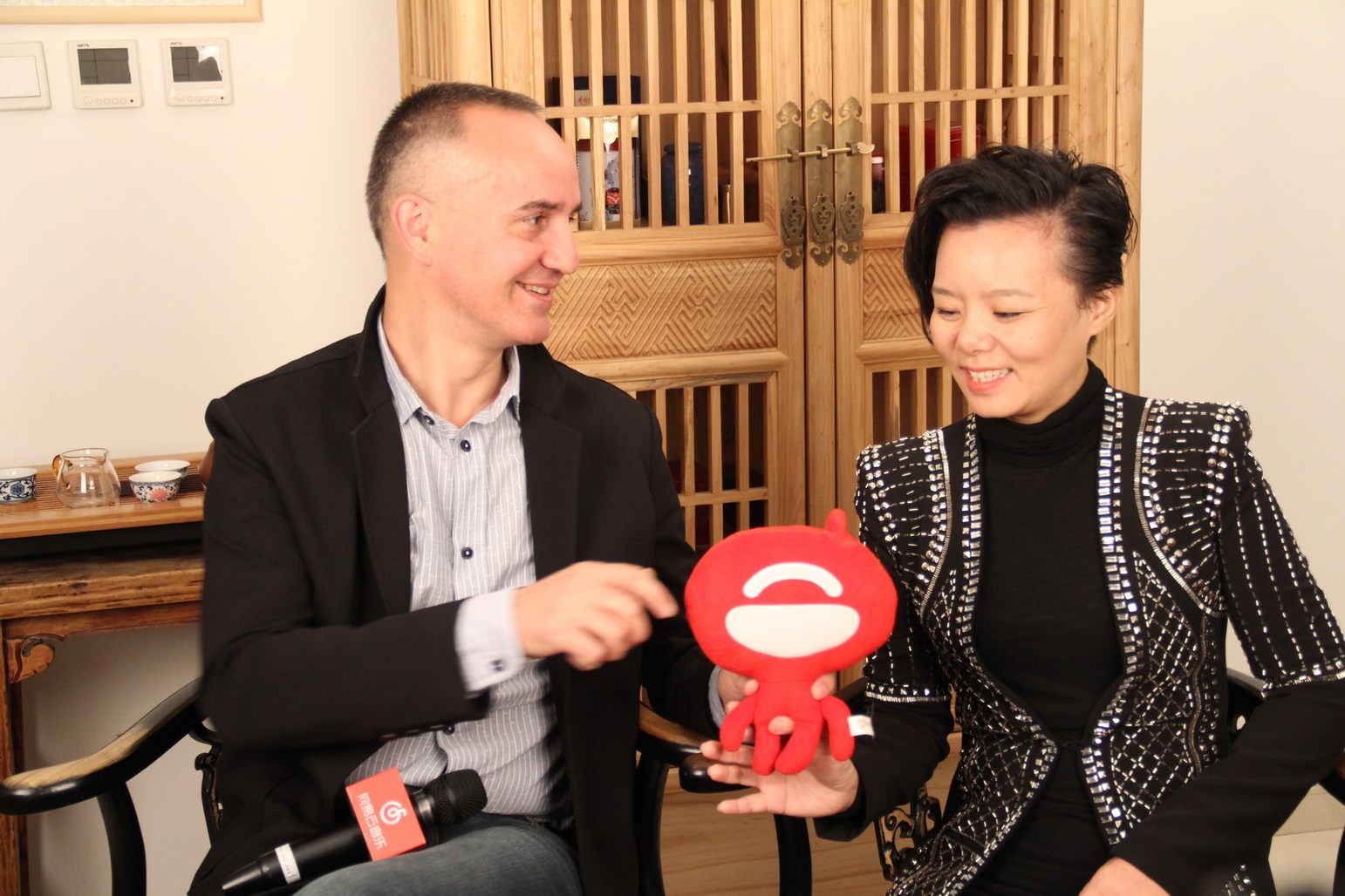 龚琳娜老锣对话网易云音乐