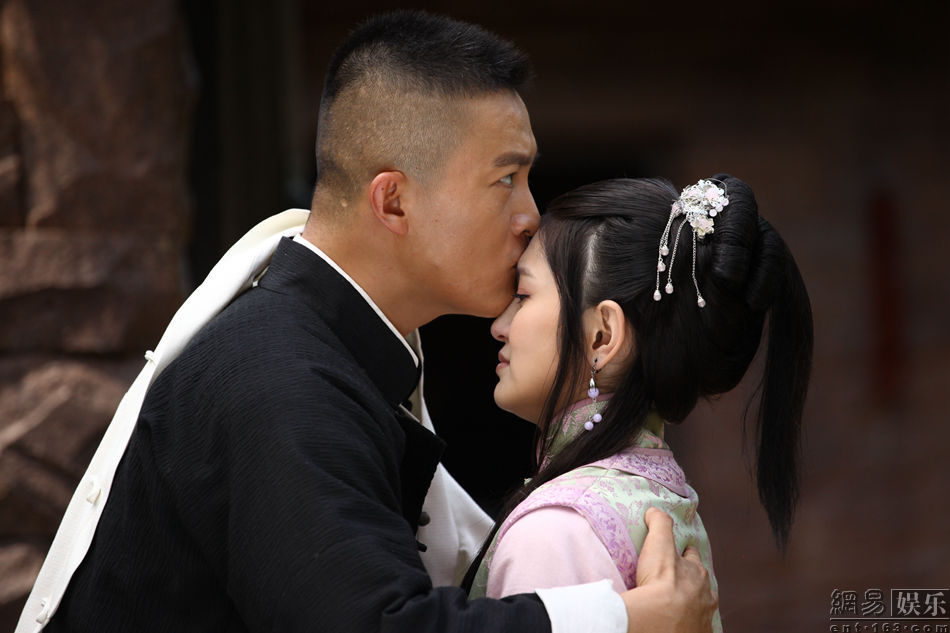 杨志刚打狗棍情陷三角恋