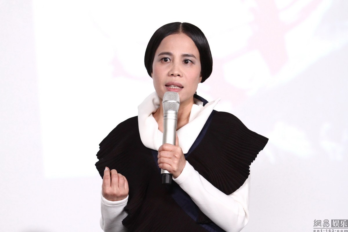 朱哲琴新专辑《月出》北京发布_网易娱乐