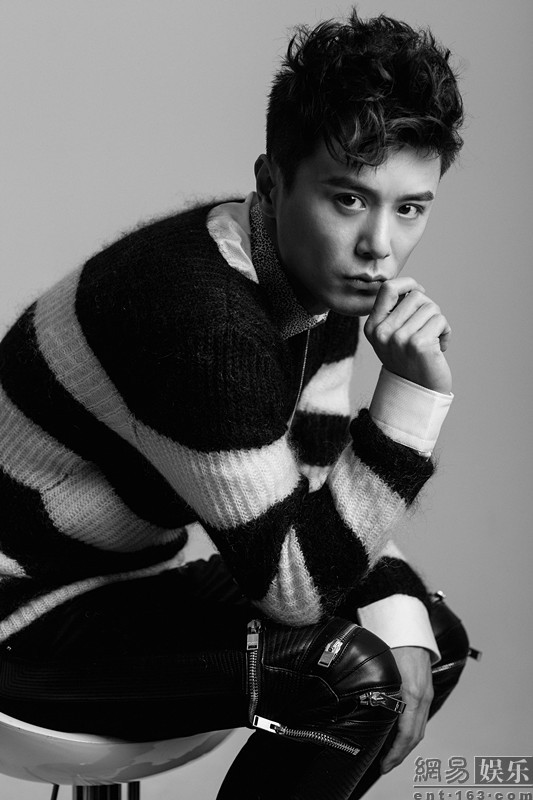 李立封面写真曝光