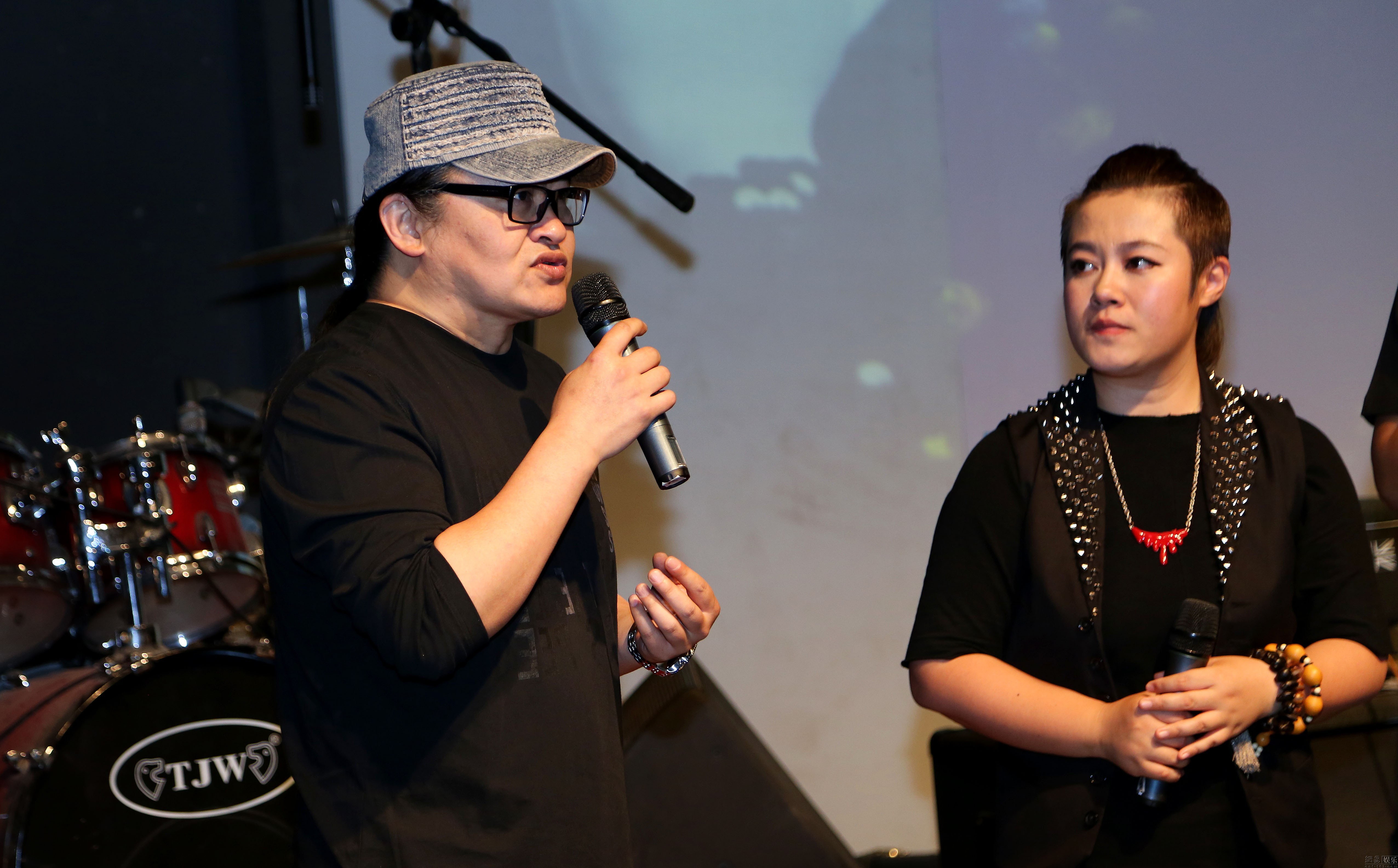 刘悦北京开唱刘欢游本昌捧场_网易娱乐