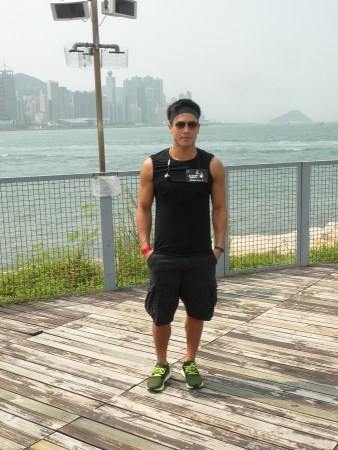 安志杰《尸城》显身手避丧尸 对锋菲复合不知情