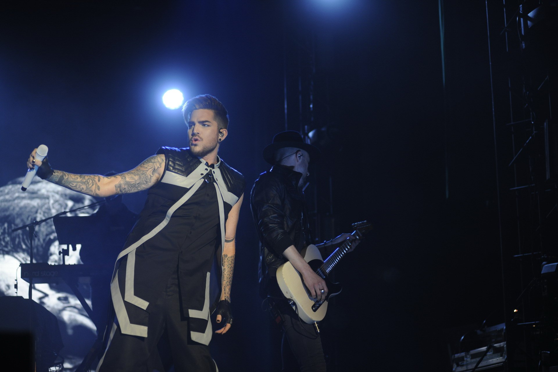 亚当·兰伯特北京开唱 现场火爆赢得开门红