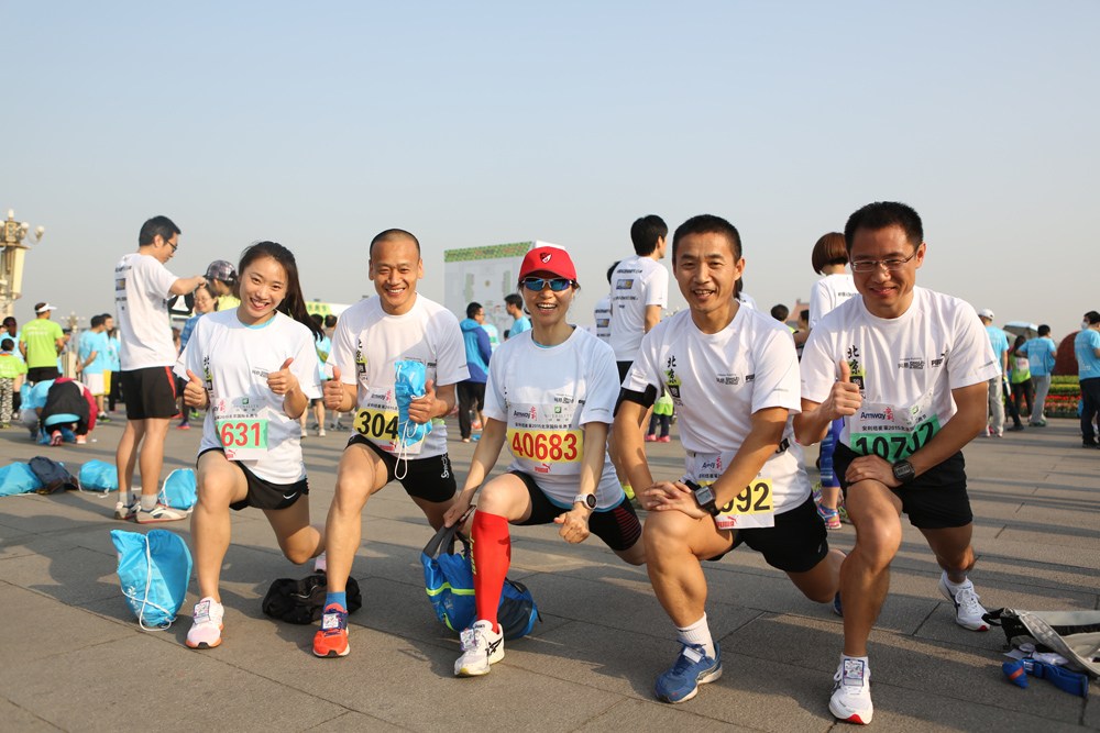 跑团成员赛前热身第28张