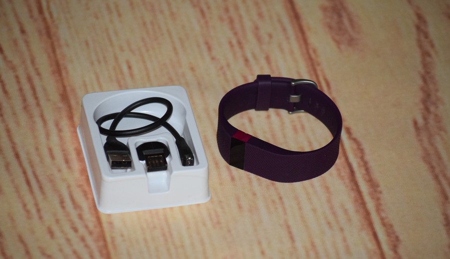 Fitbit Charge HR智能手环第6张