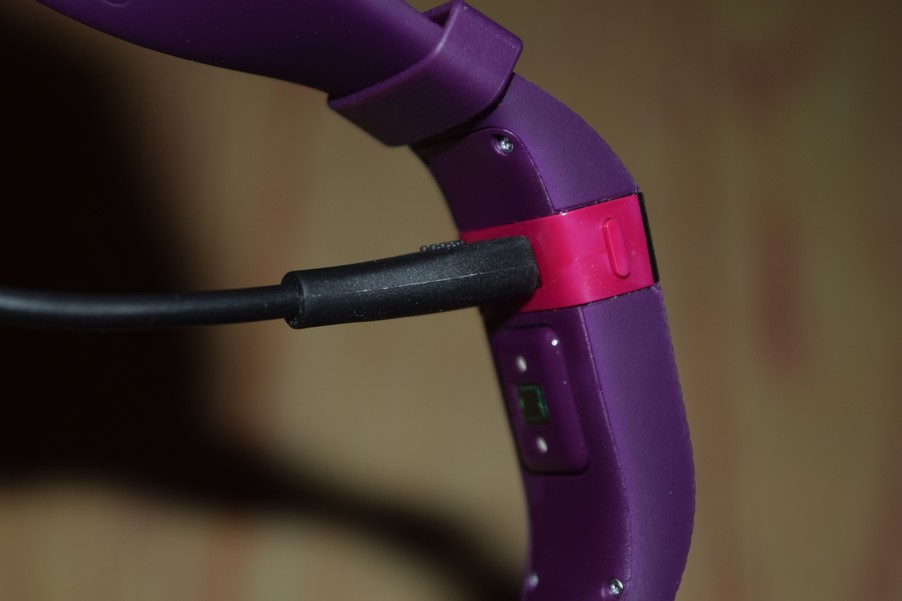 Fitbit Charge HR智能手环第12张