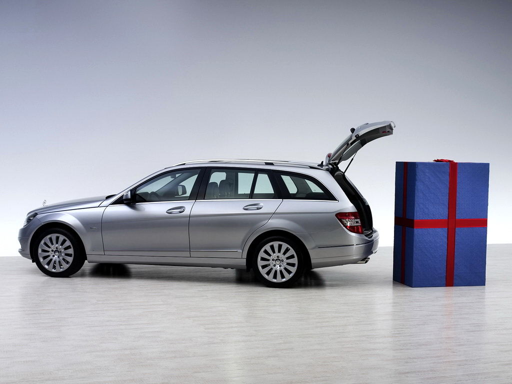 奔驰旅行车 来自网易