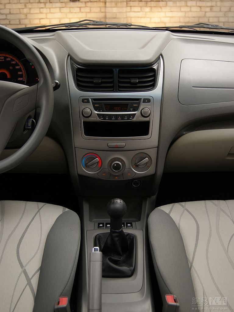 雪佛兰赛欧三厢 2010款 1.4mt优逸版(sx)--内饰自由 / 77