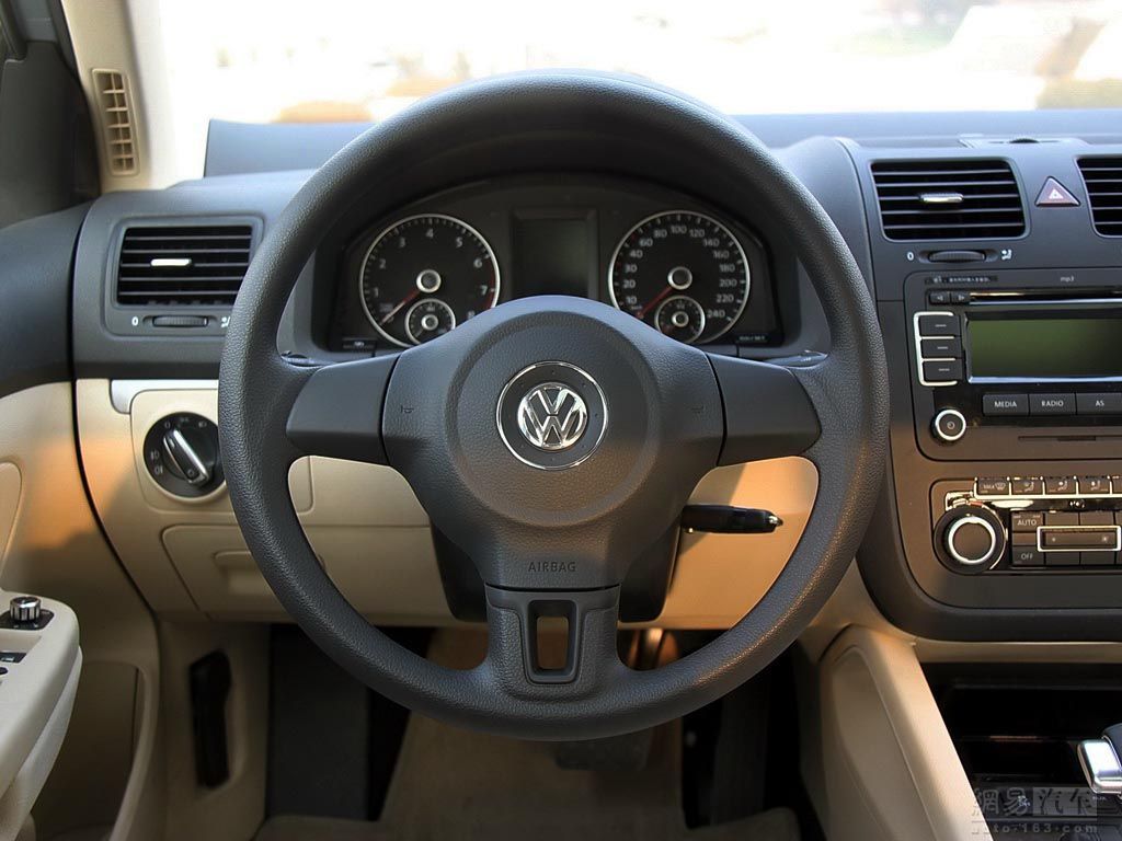 大众速腾 2011款 1.4tsi at技术型