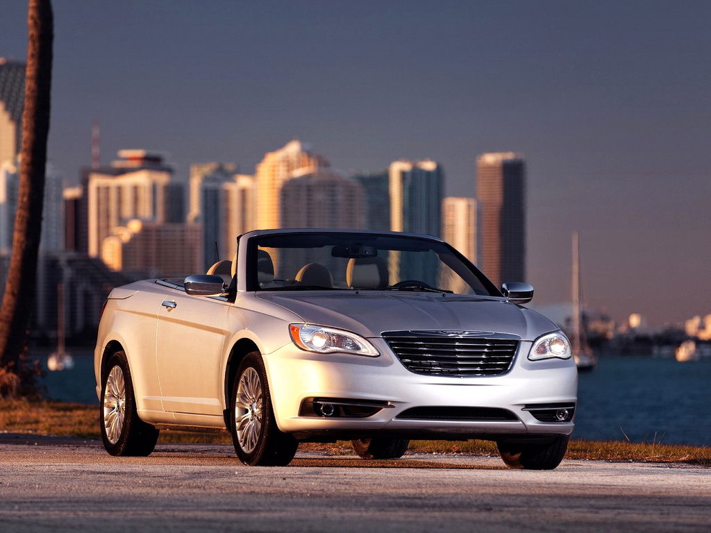 2011款克莱斯勒200敞篷车