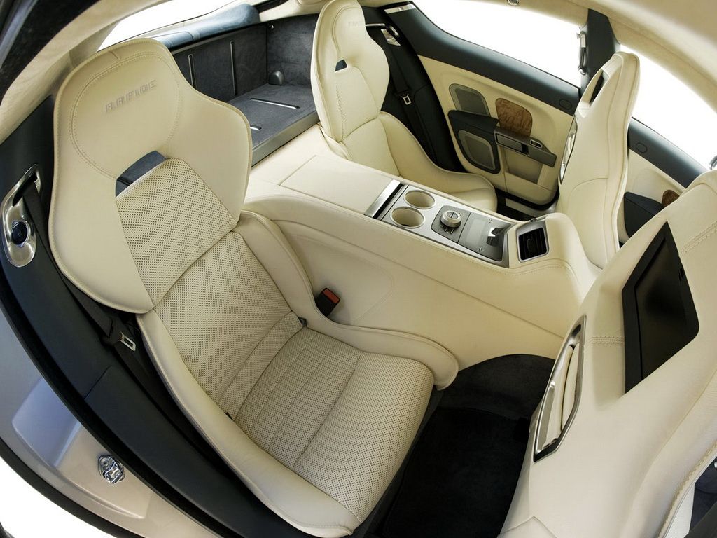 2010款阿斯顿马丁rapide