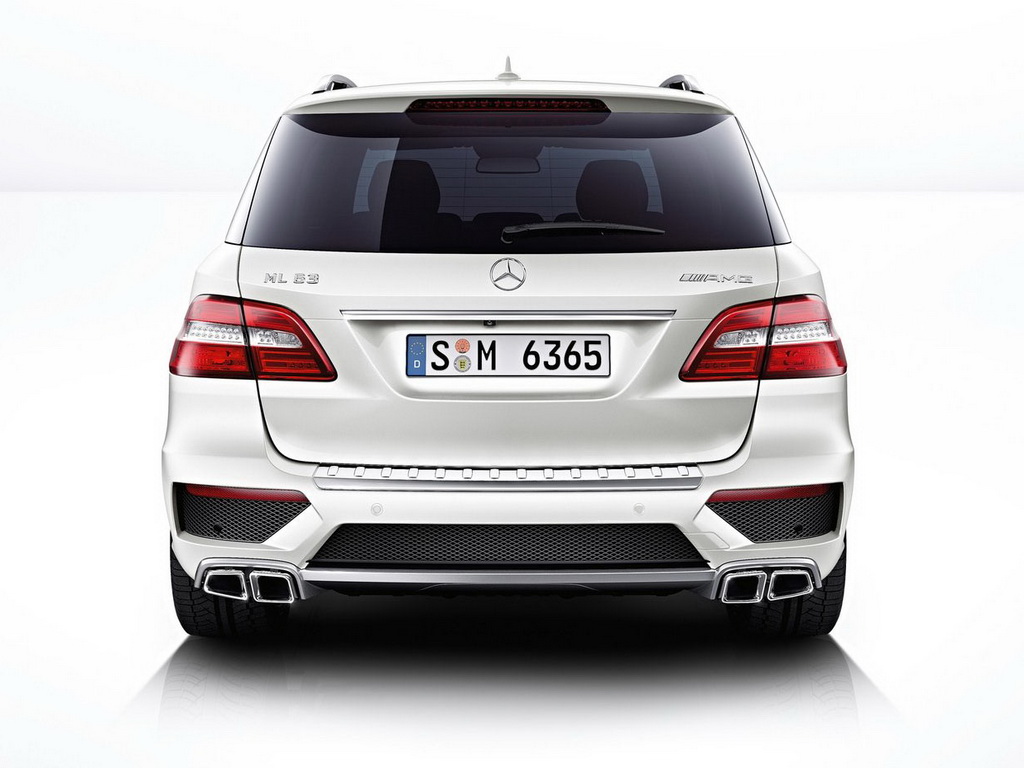 2012款奔驰ml63 amg
