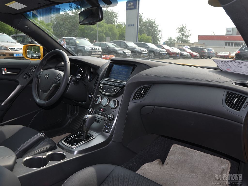 现代劳恩斯-酷派 2012款 2.0t at brembo版--内饰自由 / 142