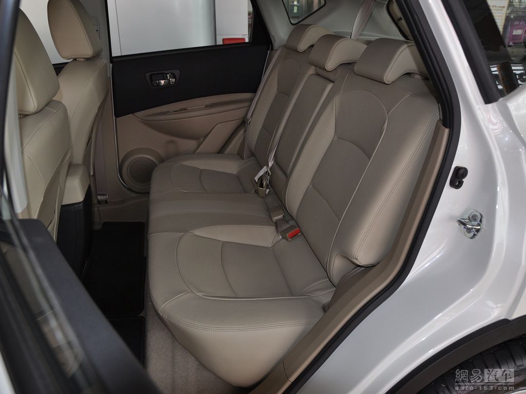 日产逍客 2012款 2.0cvt四驱 龙(xv)