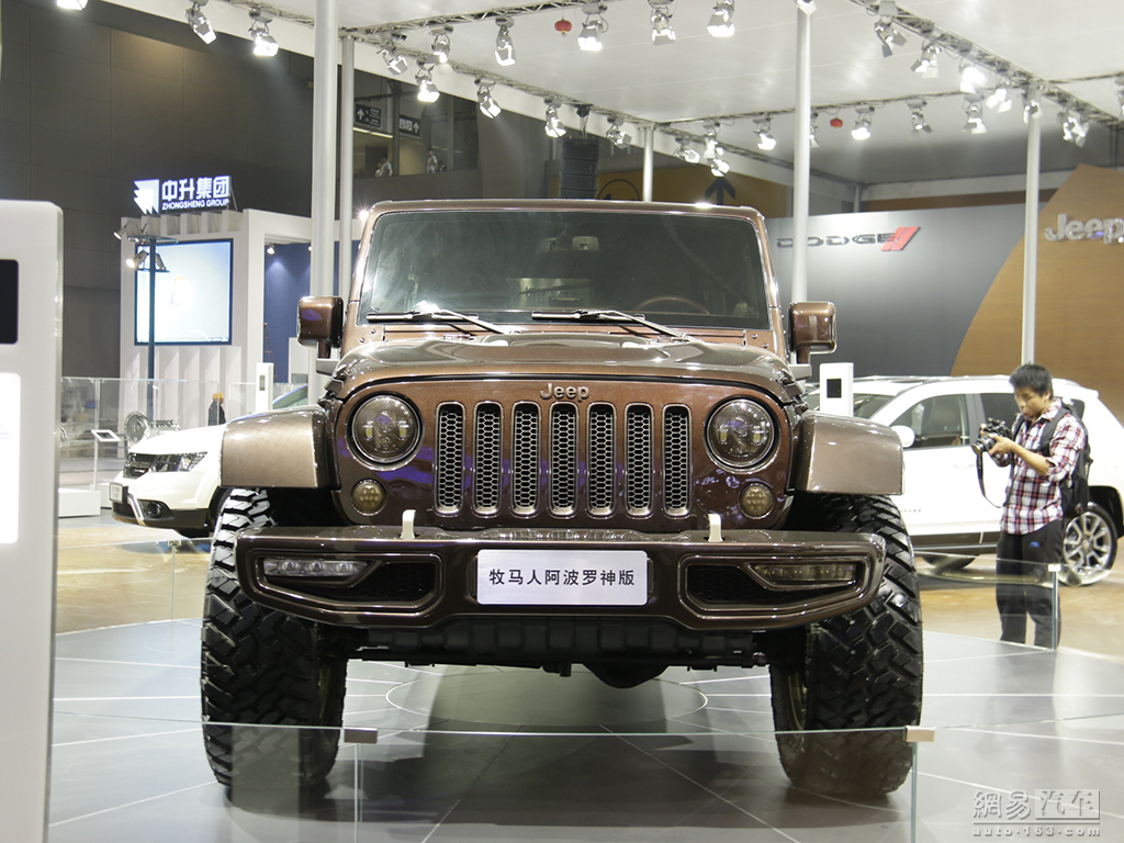 jeep牧马人阿波罗神版