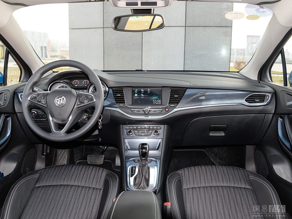 别克威朗两厢 2016款 轿跑15s 自动领先型--中控台全景 / 132