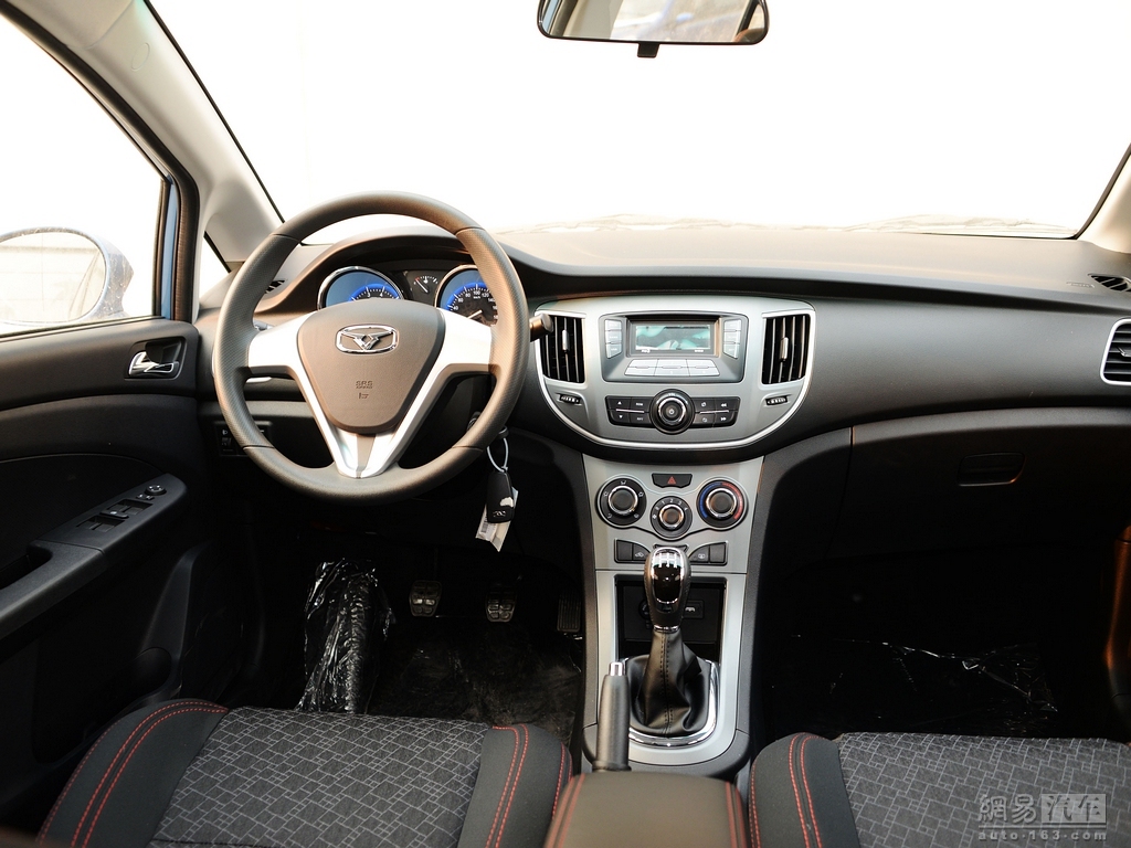 凯翼c3 2015款 1.5mt黄钻版--内饰自由 / 96