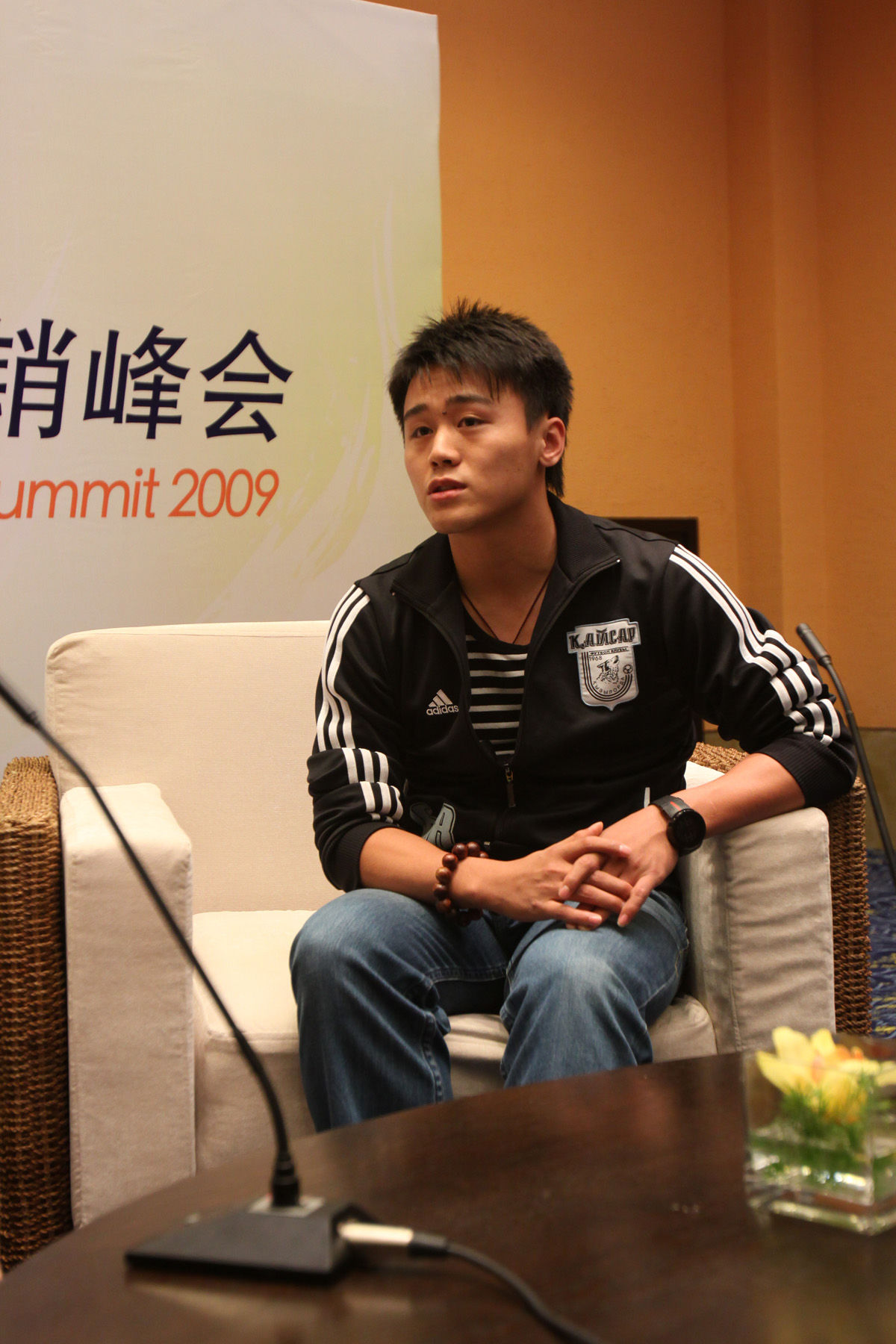 胡佳做客2009中国营销峰会访谈